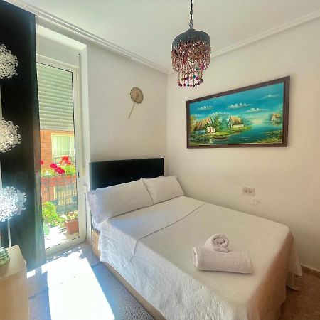 Habitacion Privada En Piso Compartido Валенсия Екстериор снимка