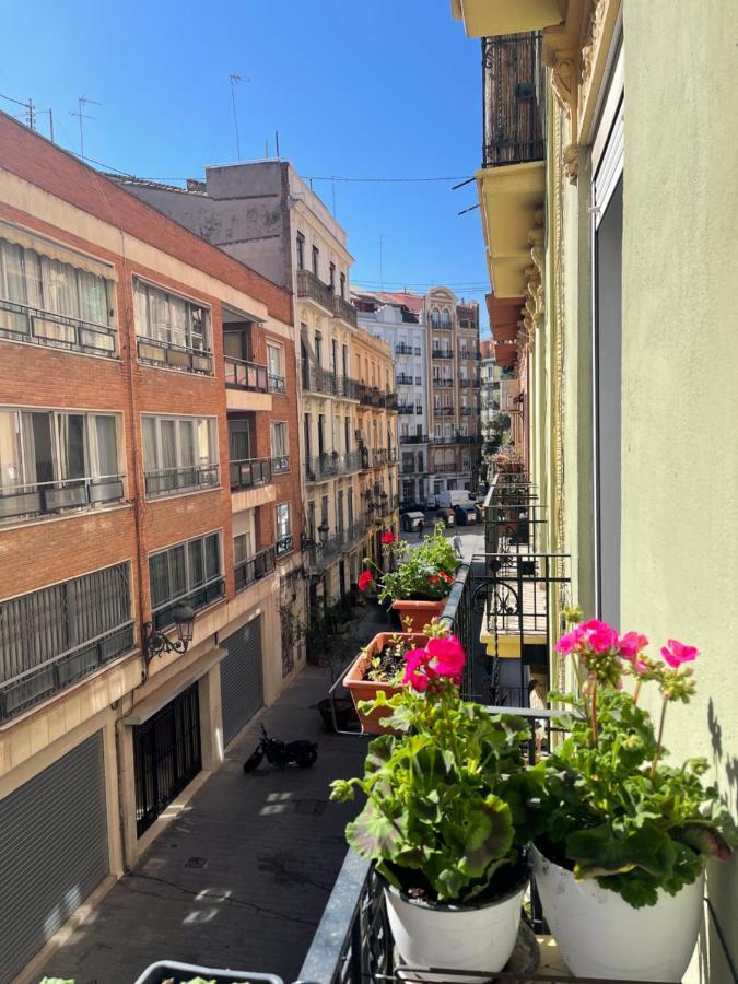 Habitacion Privada En Piso Compartido Валенсия Екстериор снимка