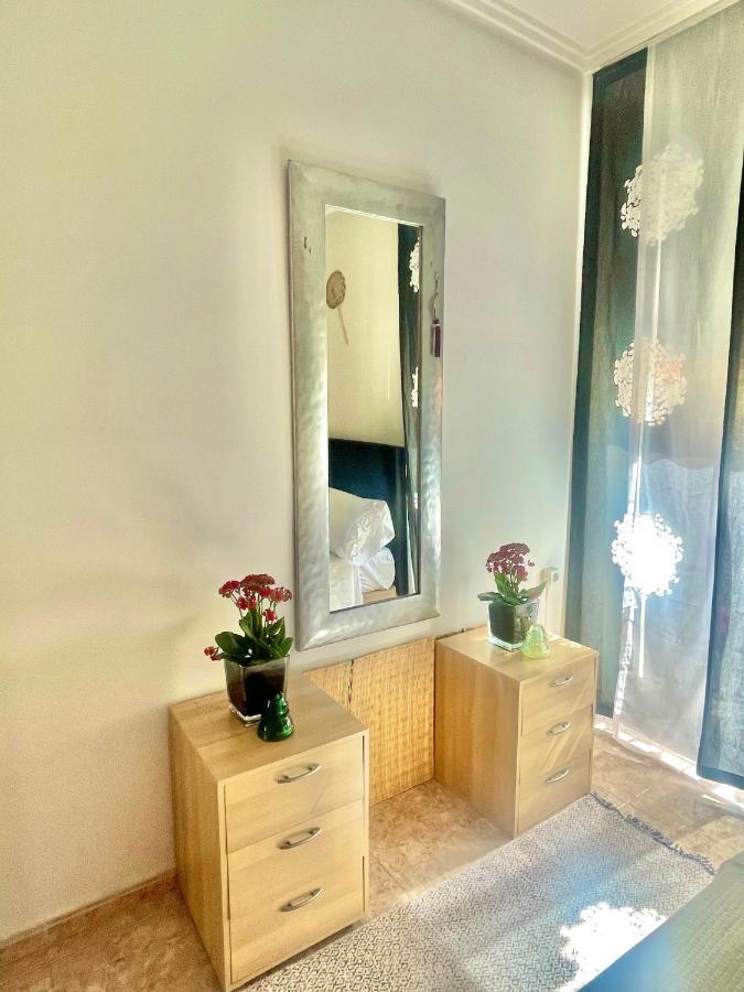 Habitacion Privada En Piso Compartido Валенсия Екстериор снимка